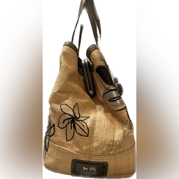 Coach Special Edition Hamptons Archive 10th Anniversary Straw & Leather Handbag - Picture 2 of 13